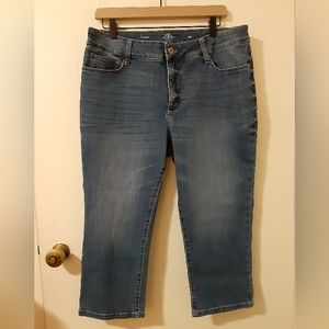 St. John's Bay Women's Capris